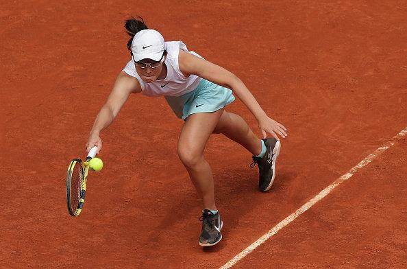 kaiyuncom平台-郑赛赛挽救赛点仍出局 金花红土赛季继续低迷？